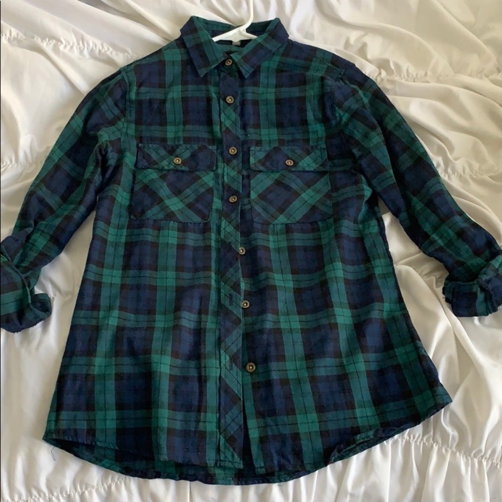 Blue and green plaid top
